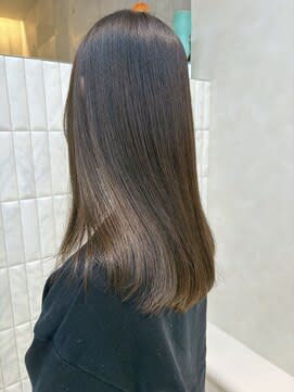 やわらかい縮毛矯正［縮毛矯正/髪質改善/白髪ぼかし］