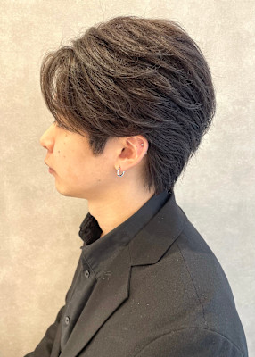 モテる男の髪型【フェザーショート】アッシュブラウンで艶カラー