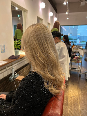 ミルクティーベージュ