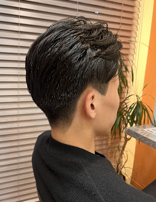 毛流れメンズセンターパート