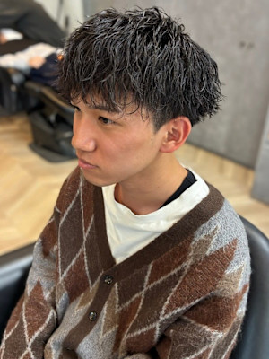 ツイストスパイラルパーマ 束感 ツーブロック マッシュ