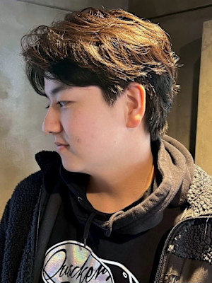 毛流れパーマ ウルフカット センターパート 20代【札幌】