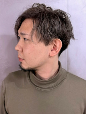 グレーカラー 刈り上げ ツーブロック センターパート【札幌】