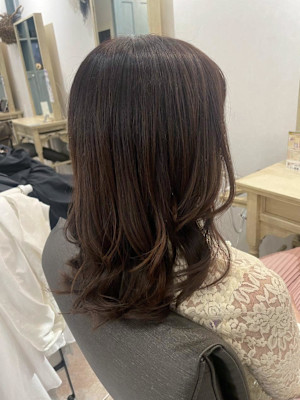 【ヘアジュレドゥ 安江】セミロングスタイル