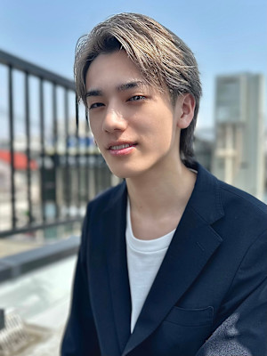 メンズカラー/ブリーチカラー/ホワイトベージュ/ツーブロ