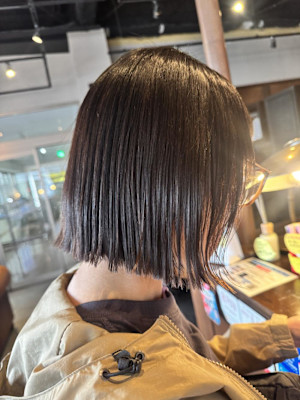 ぱっつんボブ