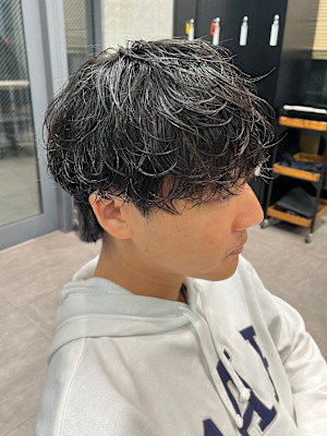 STYLE藤沢メンズカット黒髪ゆるめシャドウパーマ