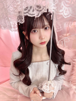 橋本菜々子ちゃん編み上げハーフツイン＊まゆ