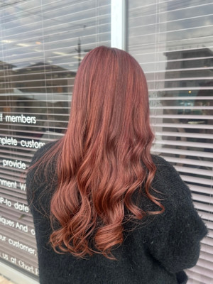 ブリーチカラーで透明感を➕！！