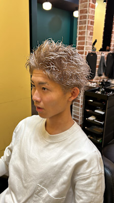 スパイキーショート