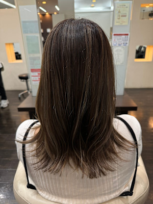 ワンカラーだけじゃ物足りない！！ハイライトカラー