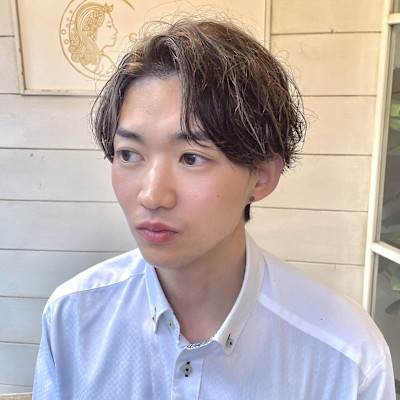 波巻きツイストニュアンスパーマハイライトセンターパート