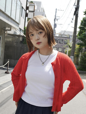 ボブ　顔まわりシャギー　おくれ毛