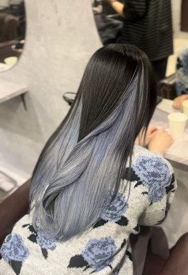 ハイブリーチ×インナーカラー×アイスブルー