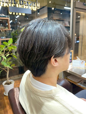 アッシュグレー