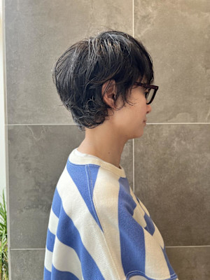 クセをいかしたショートヘア