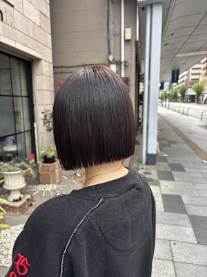 ぱつっとミニボブ