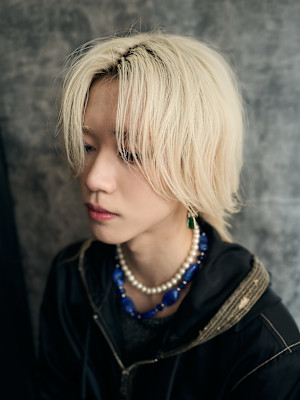 韓国ヘア/メンズウルフ/毛流れセンターパート/中性ウルフ