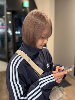 ラベンダーグレージュ/ハイトーン/髪質改善