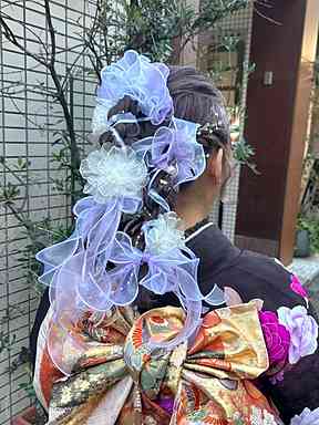 成人式　ふわふわリボンアレンジ