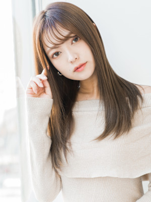 【S.BROOM天王寺店】ベージュ系でナチュラルストレート