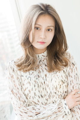 【S.BROOM天王寺店】韓国風くびれレイヤースタイル