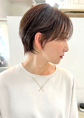 簡単スタイリング小顔ショート