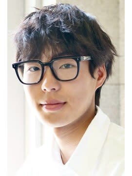 ブルーカラー　波打ちパーマ　韓流ヘア　RK