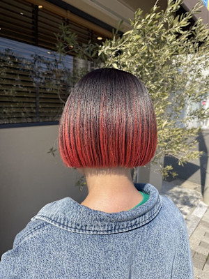 ミニボブにデザインカラー