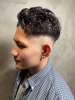 バーバー フェード アップバング メンズパーマ 刈り上げ