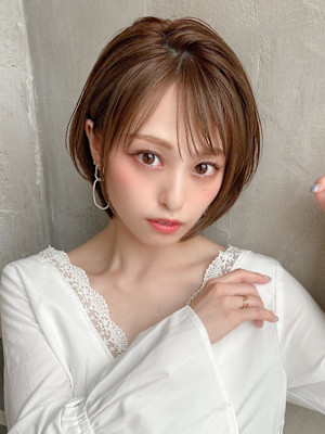 30代40代美髪マッシュショートイメチェンオリーブベージュ