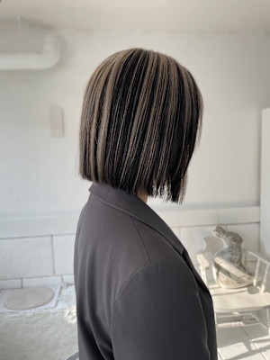 パツンとボブにデザインカラー☆