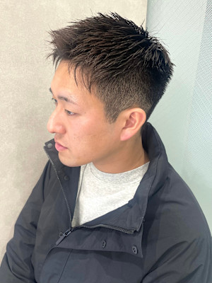 ビジネスショート【3mmフェード】アップバング/大人ショート