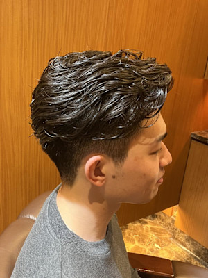 銀座　理容室　七三ナチュラルパーマ