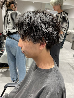 メンズサロン Rolka 池袋店×スタイル