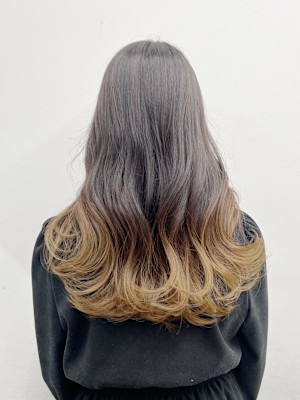 グラデーションベージュ