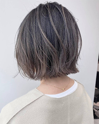 バレイヤージュ×グレージュカラー