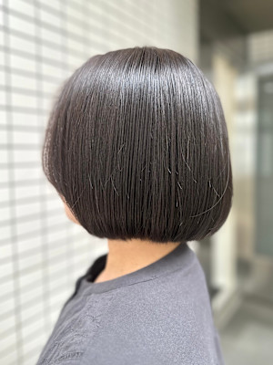 ボブカット/切りっぱなしボブ/ボブヘア/艶髪/ストレートヘア