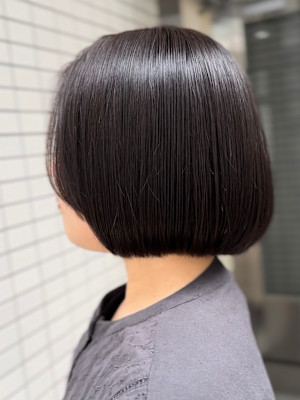 ボブカット/切りっぱなしボブ/ボブヘア/艶髪/ストレートヘア