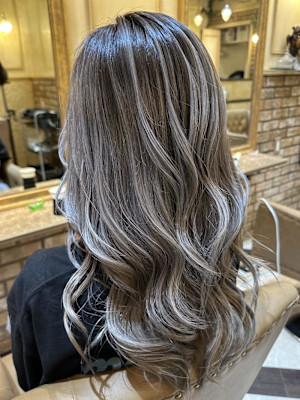 24/グレージュ/グラデーションカラー/バレイヤージュ