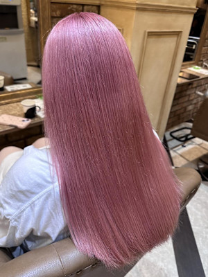 28/ペールピンクベージュ/ホワイトピンクカラー/透明感