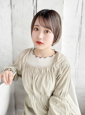 つや感ハイトーンショート