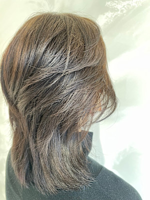 中性カラーレイヤースタイル