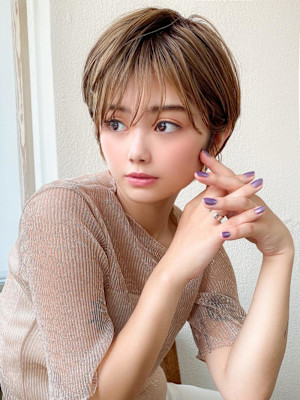 30代40代美髪マッシュショートイメチェンオリーブベージュ