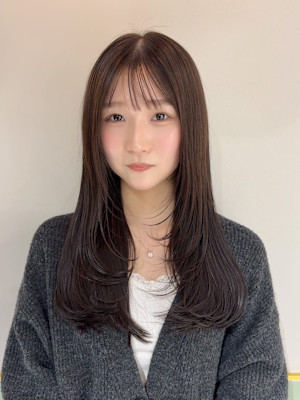 シースルー前髪ナチュラルレイヤーカット髪質改善トリートメント