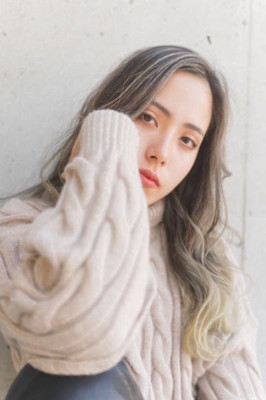 ミルクベージュ◆裾カラー