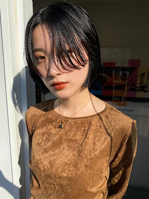 est hair by friends 新宿店