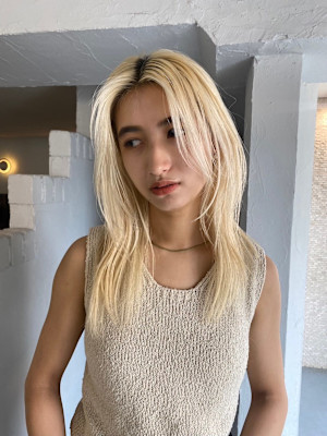 est hair by friends 新宿店