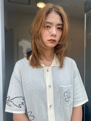 est hair by friends 新宿店