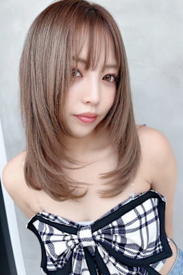 柔らかなカールで魅力UP